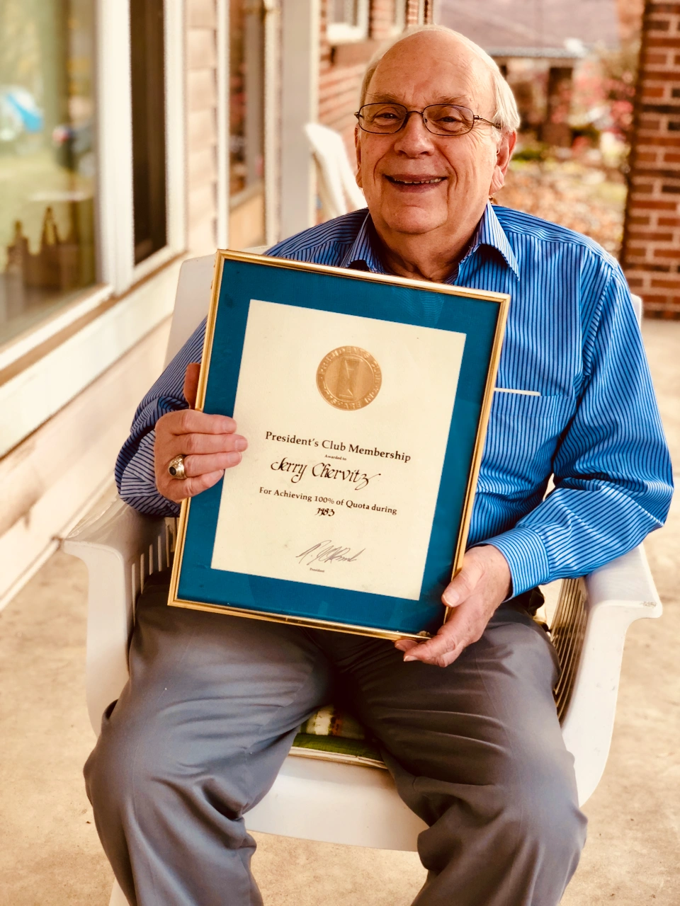 Jerry Chervitz with his President's Club Sales Award